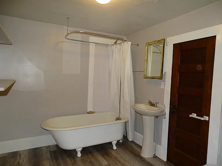 127 Burley St — Photo 14