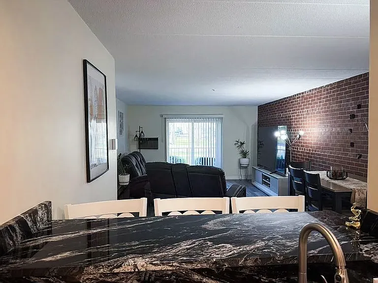 50 Webster St #104 — Photo 4