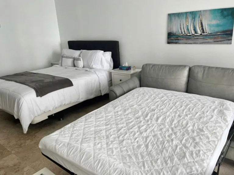 19201 Collins Ave #1017 — Photo 2