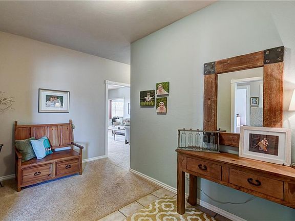 4th image of 11028 NW 106th Cir