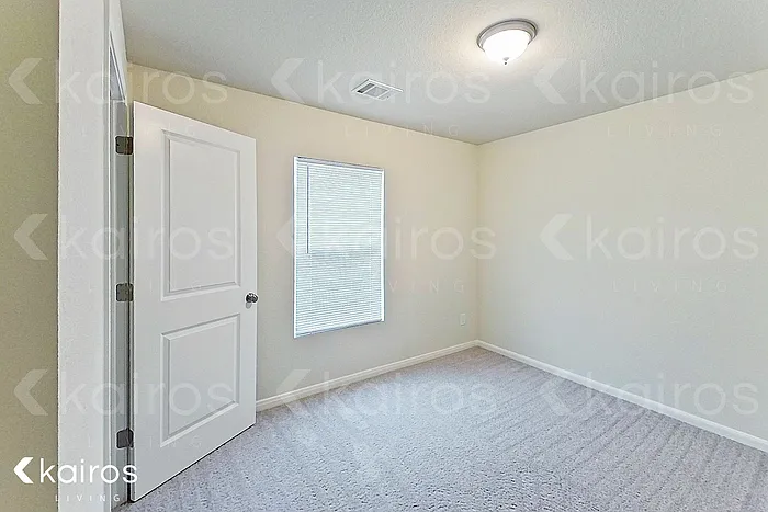 15601 Briar Forest Dr — Photo 10