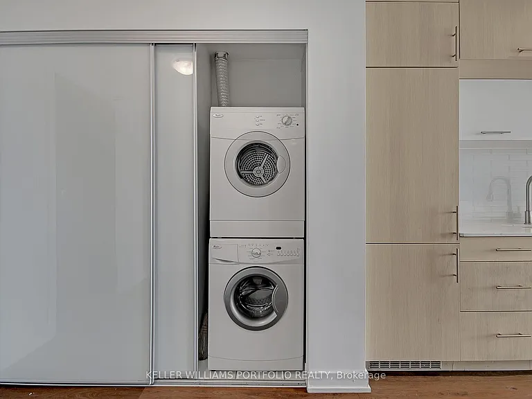 205 Manning Ave #506 — Photo 17