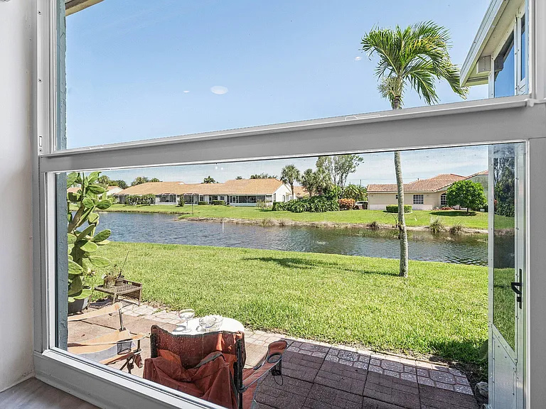 6192 Floral Lakes Dr — Photo 11