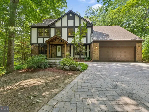 1865 Post Oak Trl, Reston, VA 20191