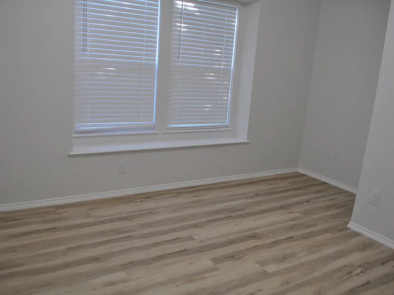 2344 Murphy Ct — Photo 22