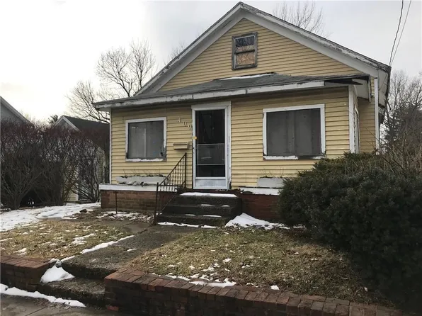 409 West St, Bellefontaine, OH 43311