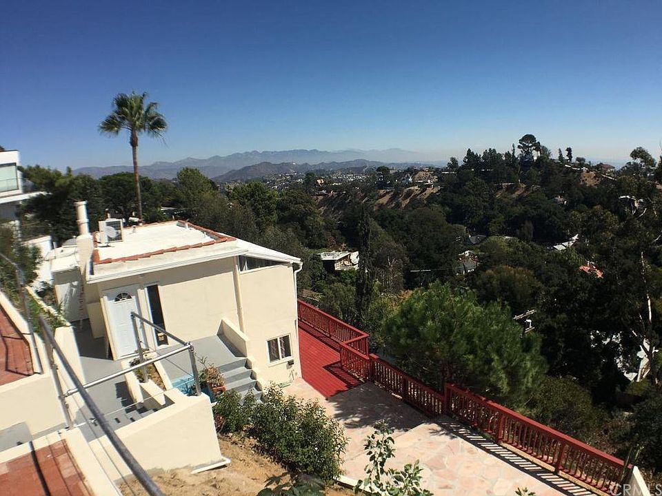 1st image of 9003 Wonderland Ave