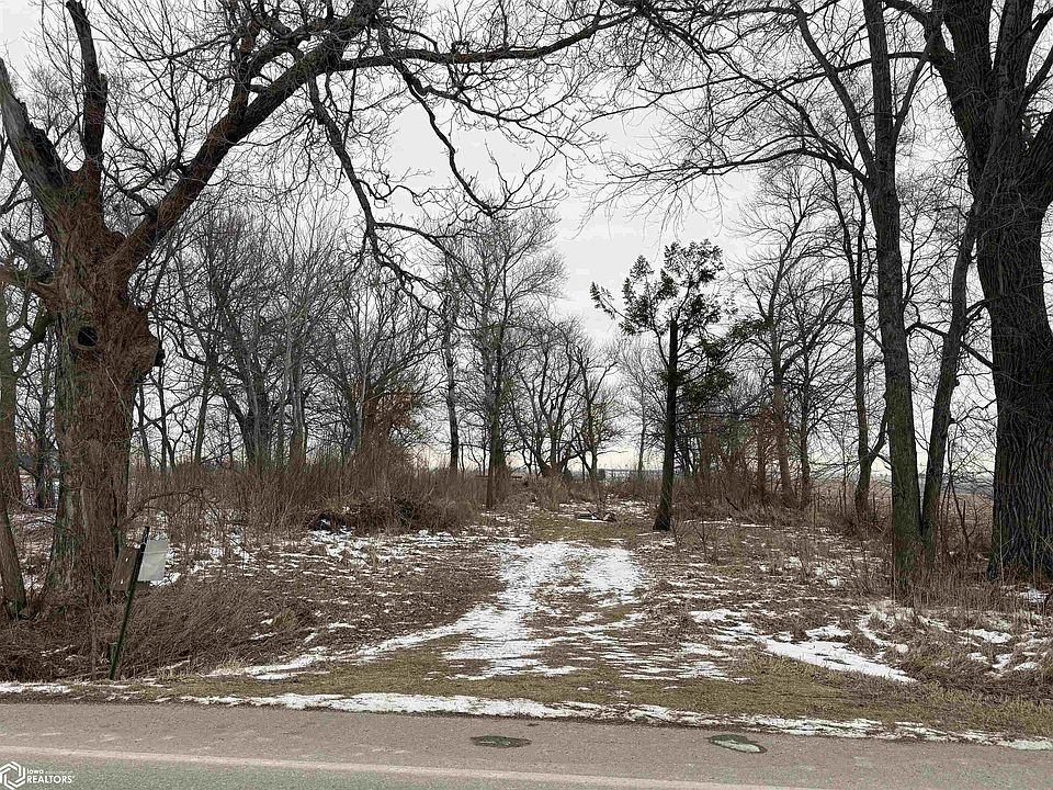 2nd image of 607 Peach Ave