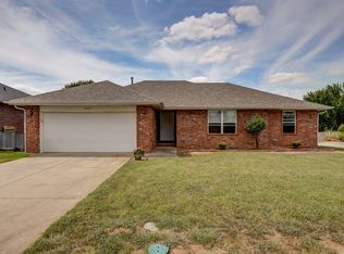 4647 S Ridgeview Ave, Battlefield, MO 65619