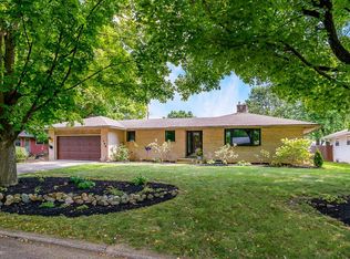 2949 Castlewood Rd, Columbus, OH 43209