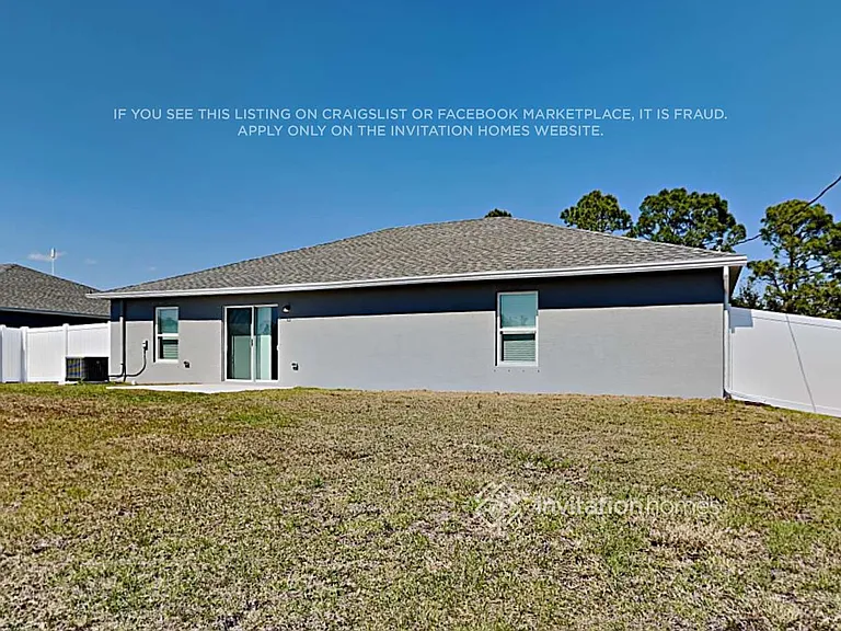 558 Oldenberg St SW — Photo 18