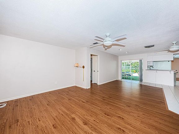 3rd image of 2093 ASHBURY DRIVE