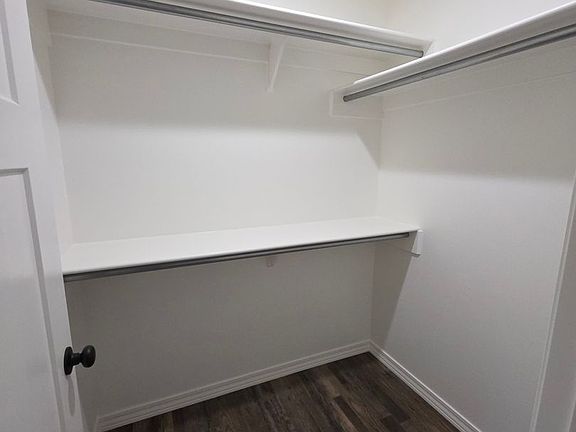 4th image of 3204 N Cleveland Ave #2