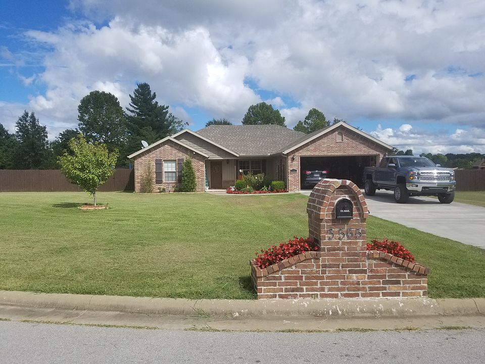 1st image of 3565 Gracie Dr