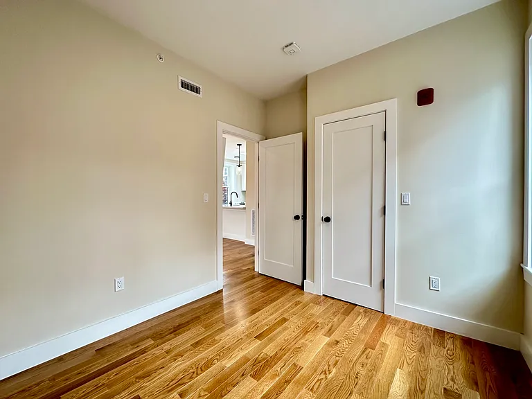 64 N Margin St #5 — Photo 17