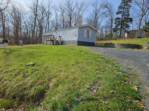 164 Coe Dr Photo 1