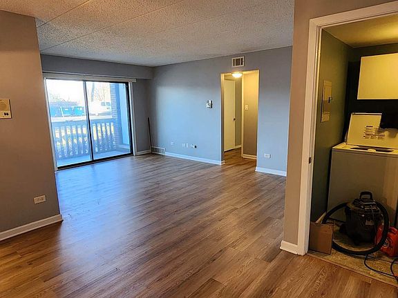 2nd image of 13615 Royal Ct