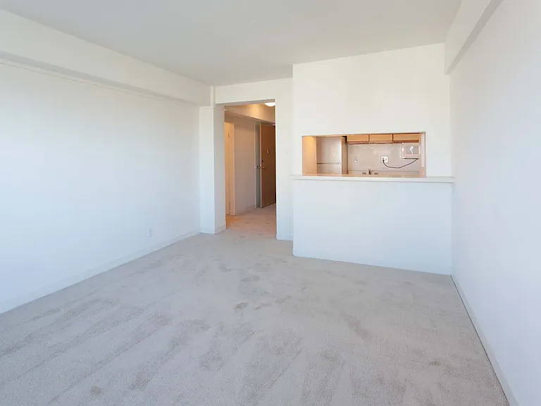 Dining/Living room