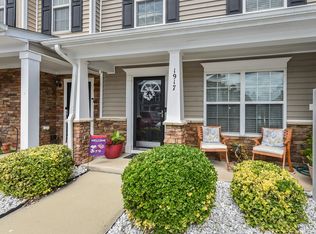 1917 Grassy Banks Dr, Raleigh, NC 27610