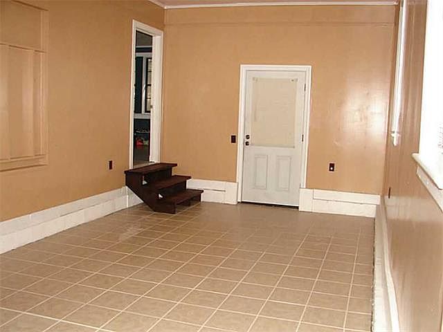 2nd image of 216 Whitley Rd