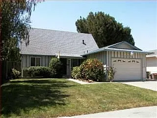 2085 Morrill Ave photo 1