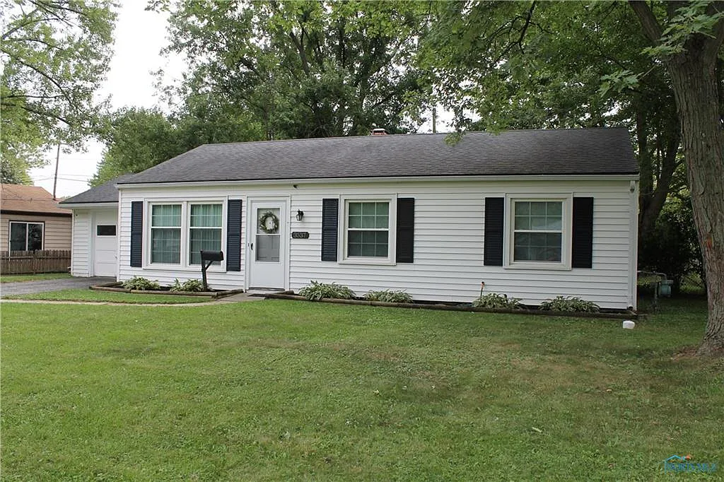 3537 Prairie Ave photo 1