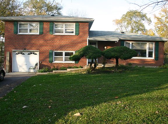 3rd image of 22W310 Peterson Ave