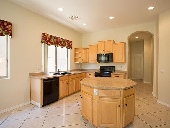 2nd image of 14101 N 106th Pl