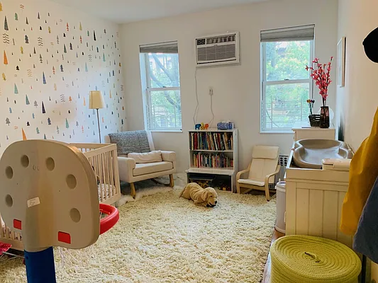 Rented by Douglas Elliman | media 26