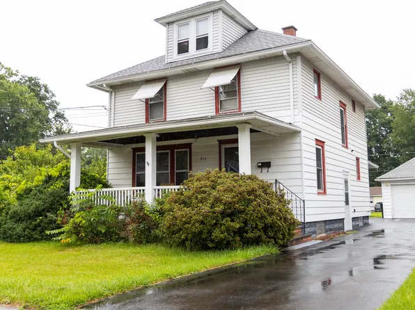 217 Elizabeth St, Vestal, NY 13850