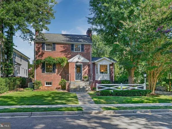 6101 22nd St N, Arlington, VA 22205