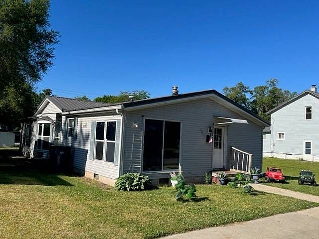 1st image of 1031 Concord Ave