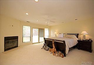 5th image of 64 Glen Cove Dr