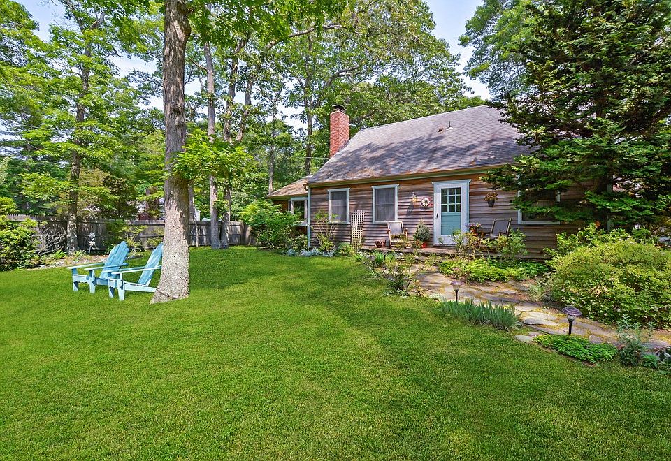 1st image of 7 Sherwood Ln