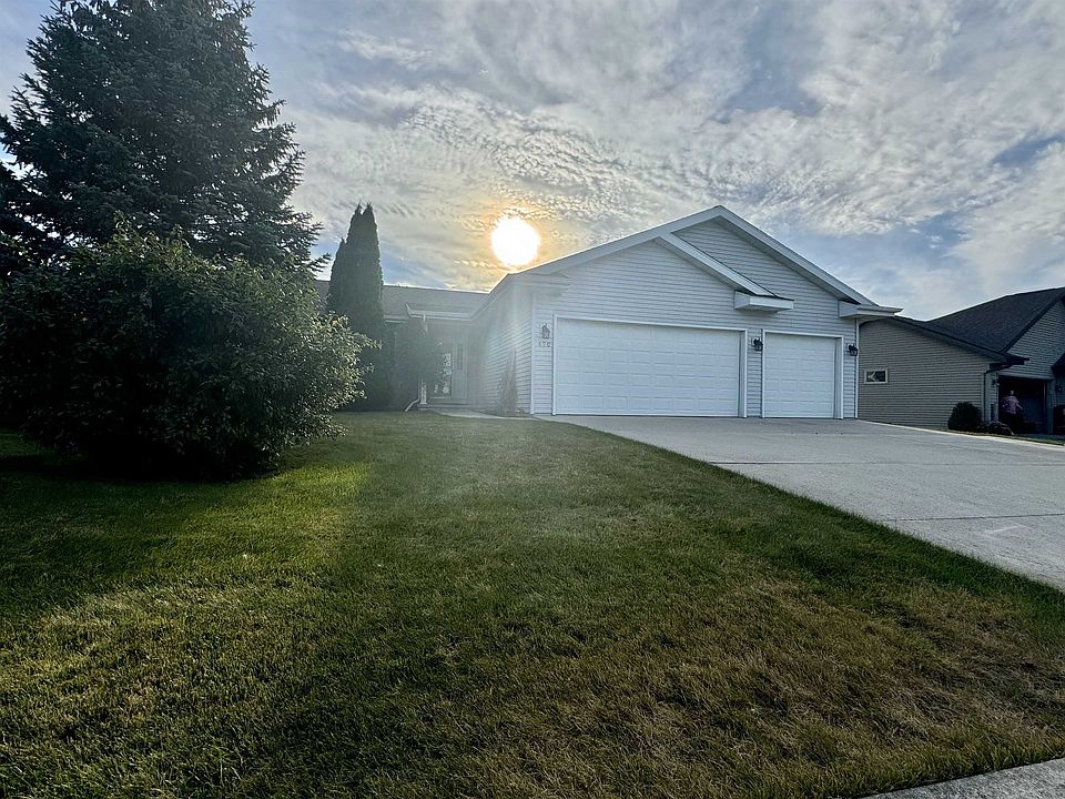 1st image of 490 Sweetflag Ave