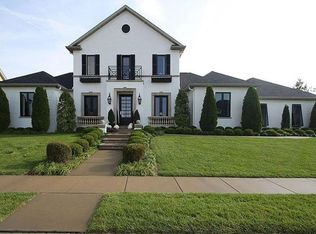 368 Forest Oaks Dr, Caseyville, IL 62232