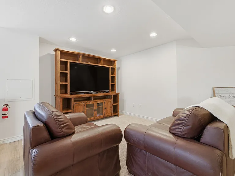 6409 S Jericho Way — Photo 8