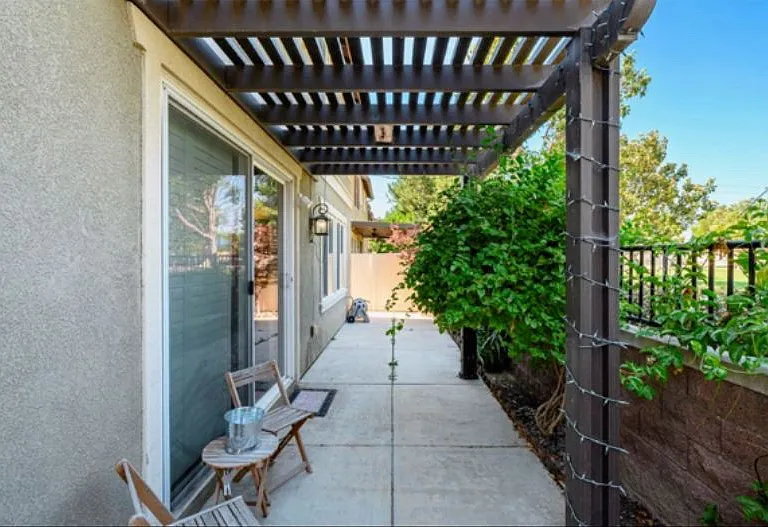 16231 Navigator Ave — Photo 5