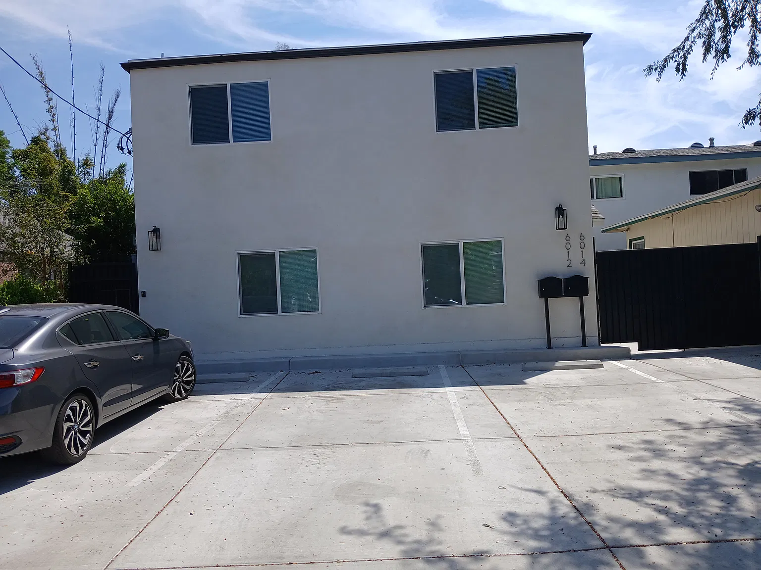 2 bed, 693 sqft, $2,650 — Photo 2