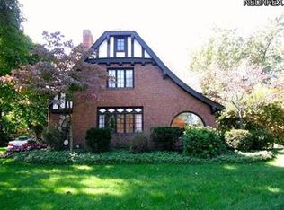 376 Merriman Rd, Akron, OH 44303