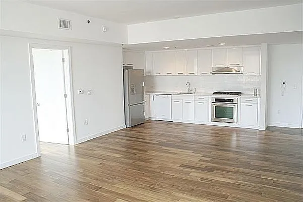 Sold by Hudson Place Realty | media 3