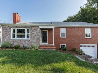 230 Mason St, Dayton, VA 22821