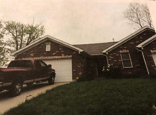 548 Orchard Ln #B, Eureka, MO 63025