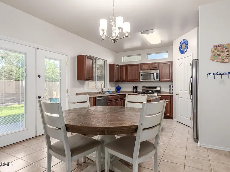 4324 E Windsor Ct — Photo 8