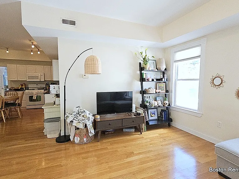 245 Walden St #2 — Photo 3