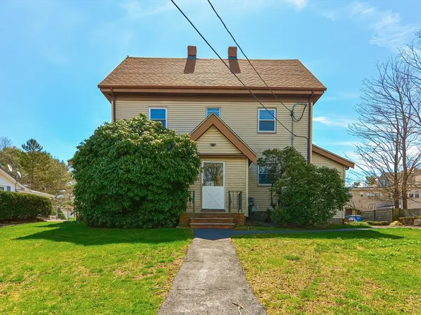 287-289 Walnut St, Stoughton, MA 02072