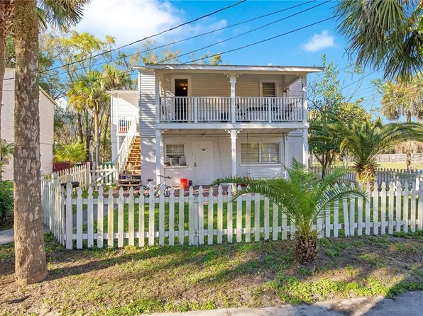 215 E Voorhis Ave #2D, Deland, FL 32724