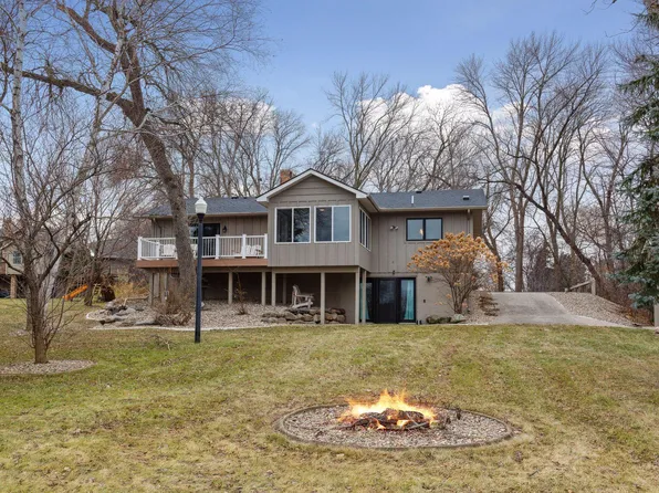 1119 Lewis Ave SW, Hutchinson, MN 55350