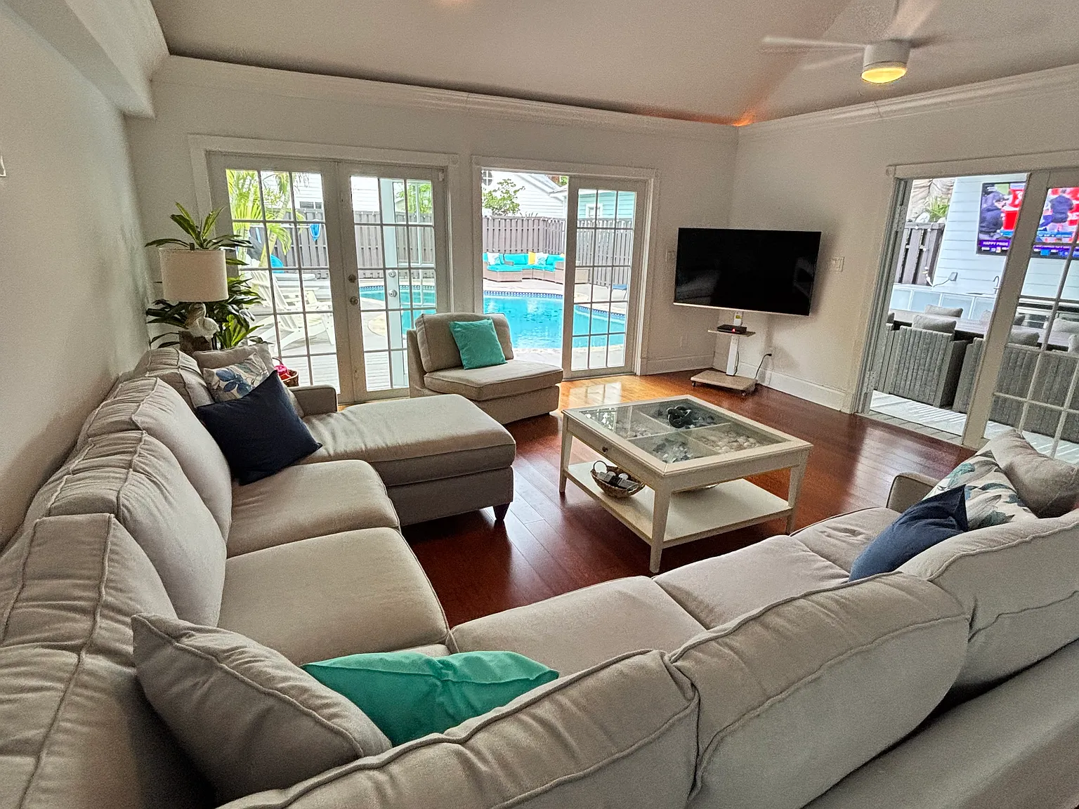 5 bed, 2354 sqft, $33,000 — Photo 3