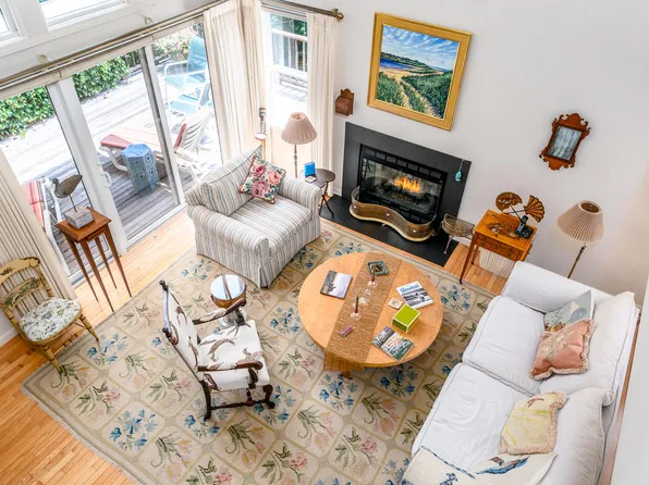 41 Blueberry Path Path, Yarmouth Port, MA 02675